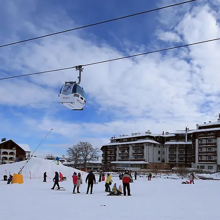 Mpm Sport Ski-in, Ski-out 5* בנסקו