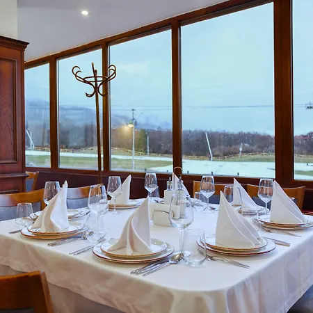 Mpm Sport Ski-in, Ski-out 반스코